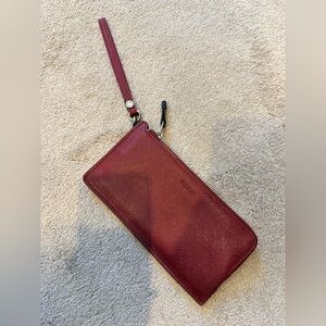 RUDSAK Burgundy Zip Wristlet Wallet